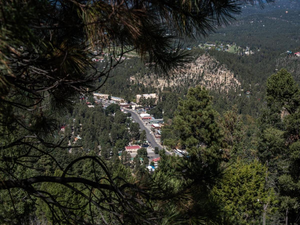 Apache Village Cabinette 15, Queen Bed, Midtown, Sleeps 2 Ruidoso Buitenkant foto